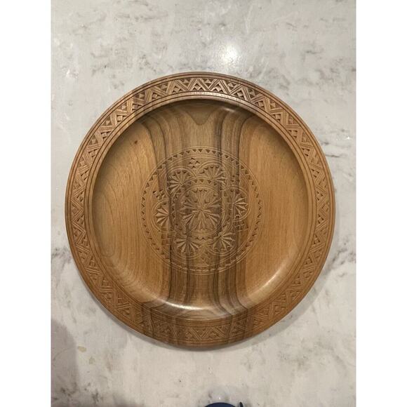 Vintage Bohemian Hand Carved Wooden Plate 7" - Marked/signed olive tree? - Picture 5 of 8